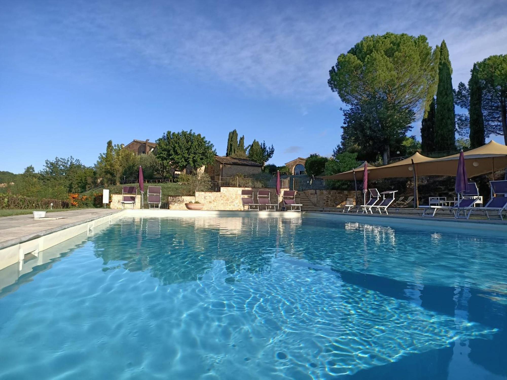 Relais Antico Borgo San Lorenzo Поджибонси Экстерьер фото