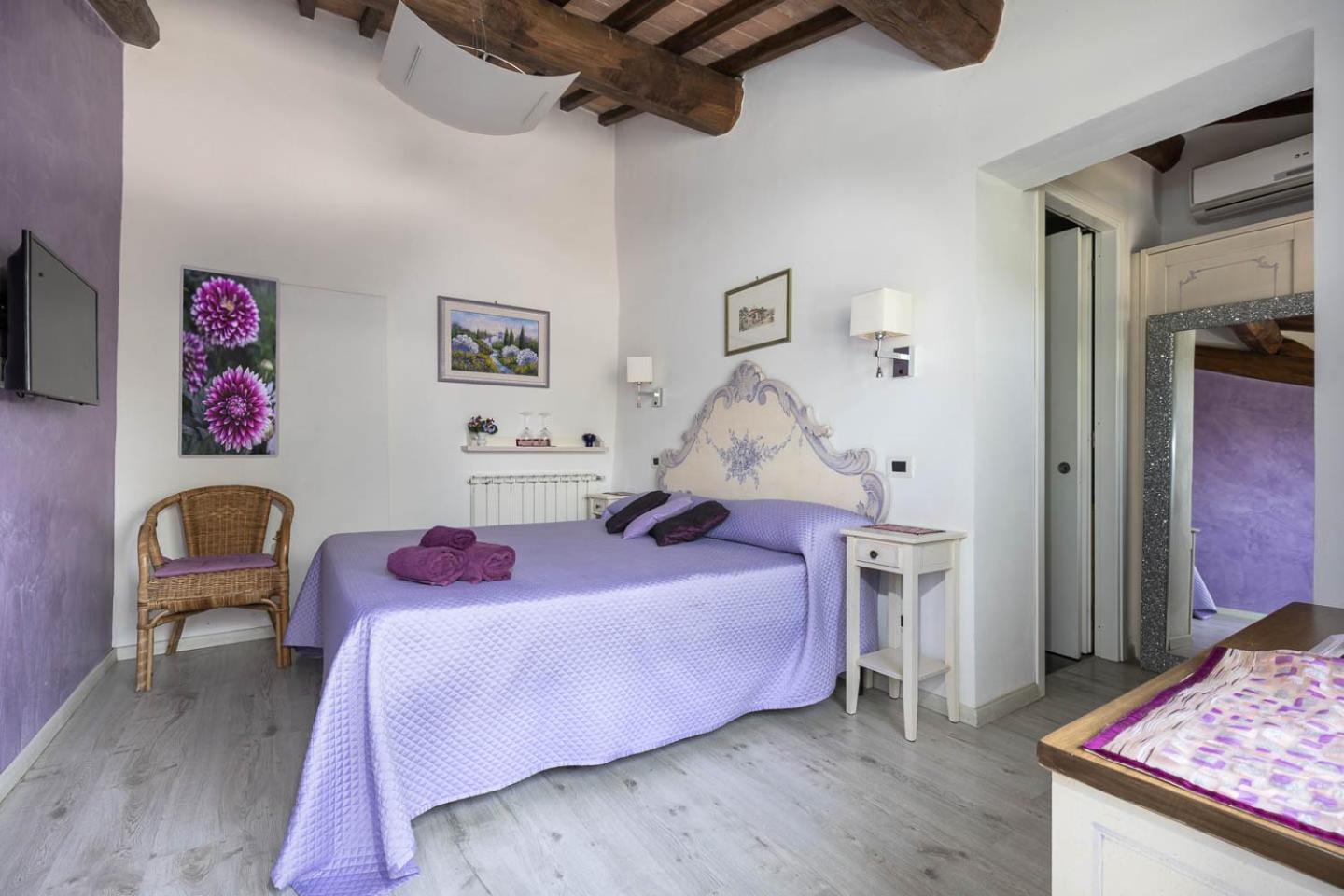 Relais Antico Borgo San Lorenzo Поджибонси Экстерьер фото